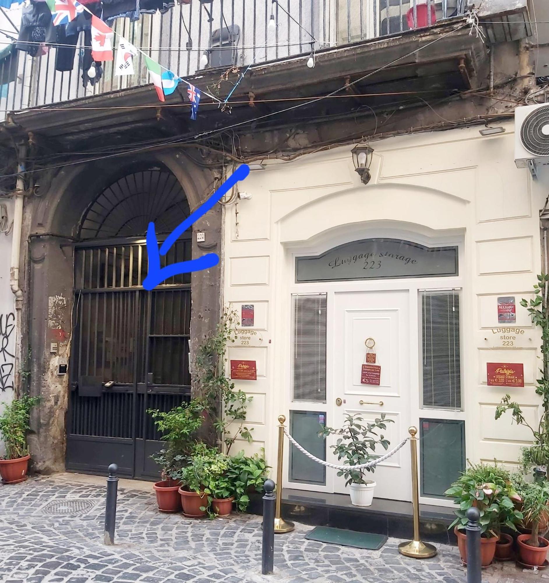 Guest house Tribunali Platamon Naples